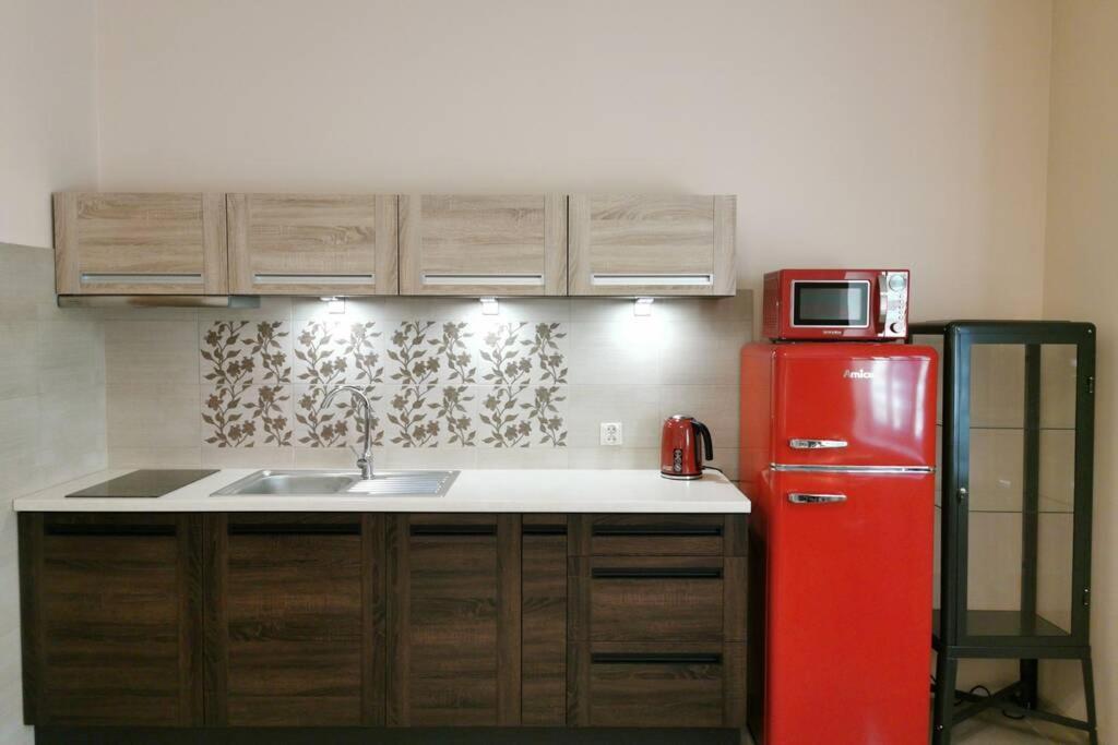 Little Big Red - Central Modern Studio Krakow Exterior photo
